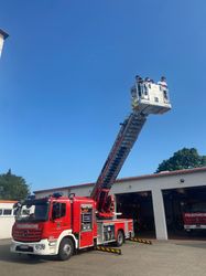 drehleiter-feuerwehr